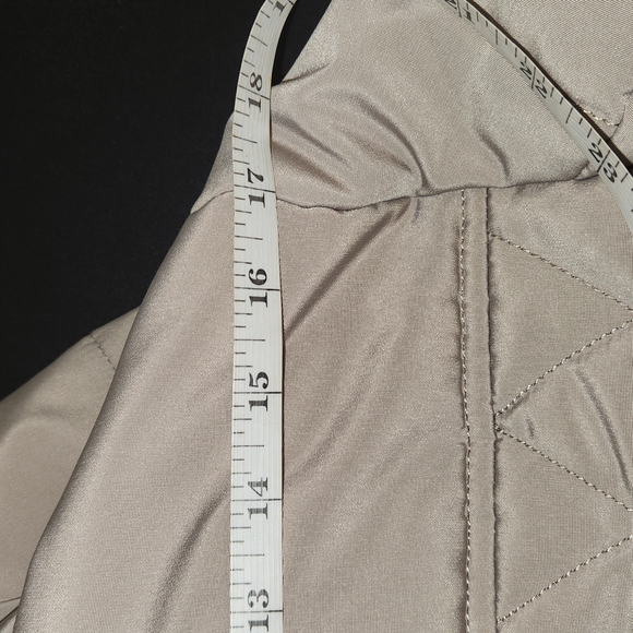 CROFT & BARROW WOMENS QUILTED JACKET SIZE L TAUPE COLOR - Picture 11 of 14
